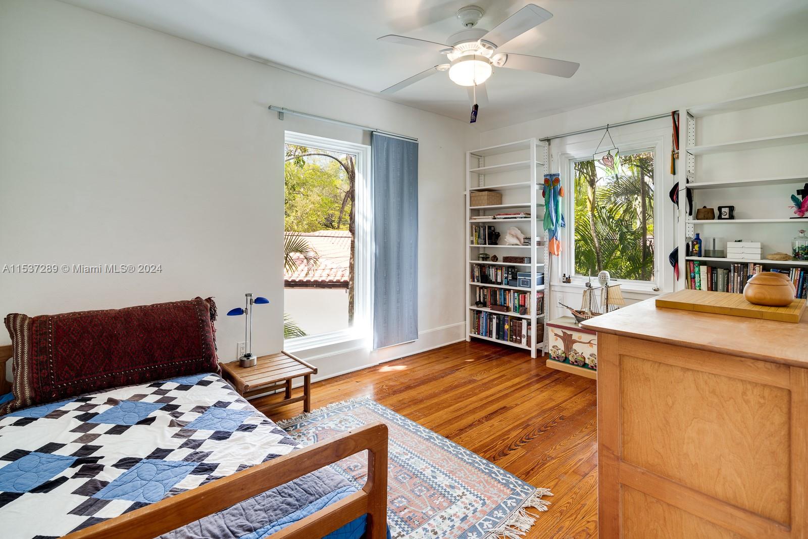 2418 Country Club Prado