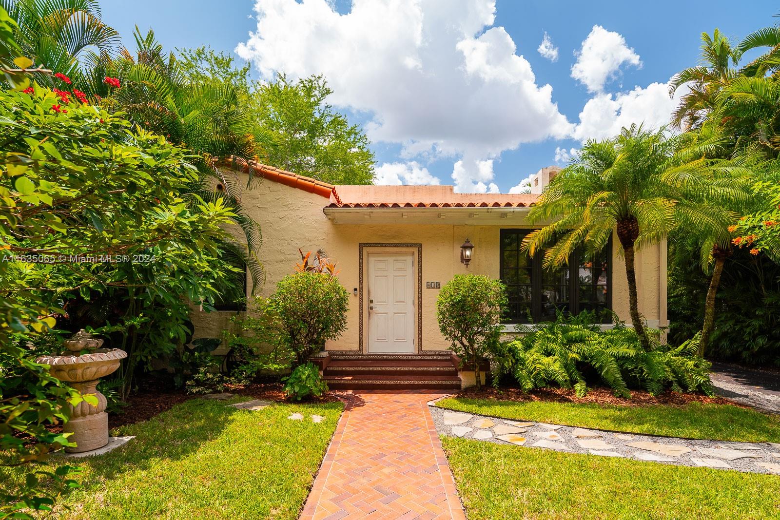 410 Alhambra Cir