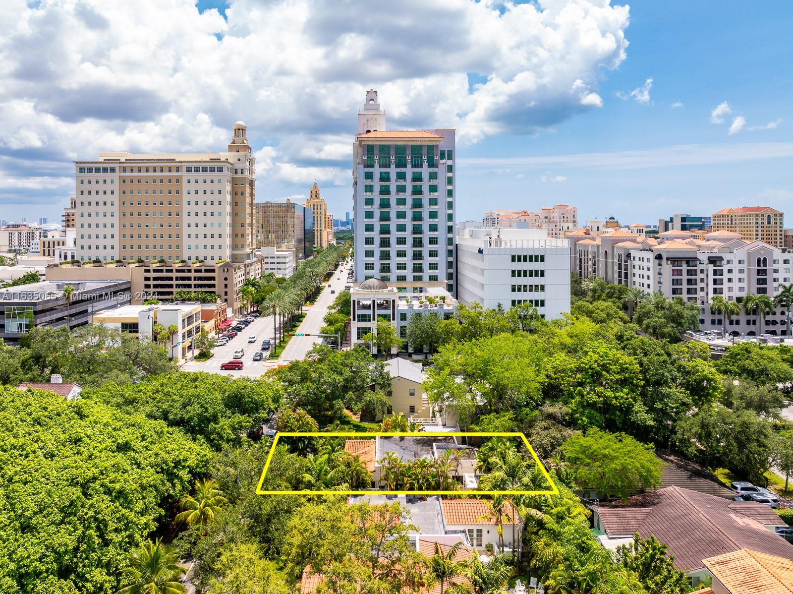 410 Alhambra Cir