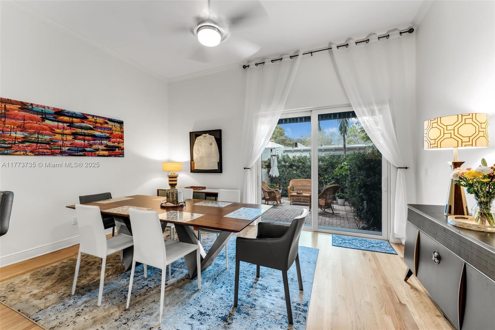 443 Coral Way # 10 Unit: A-10