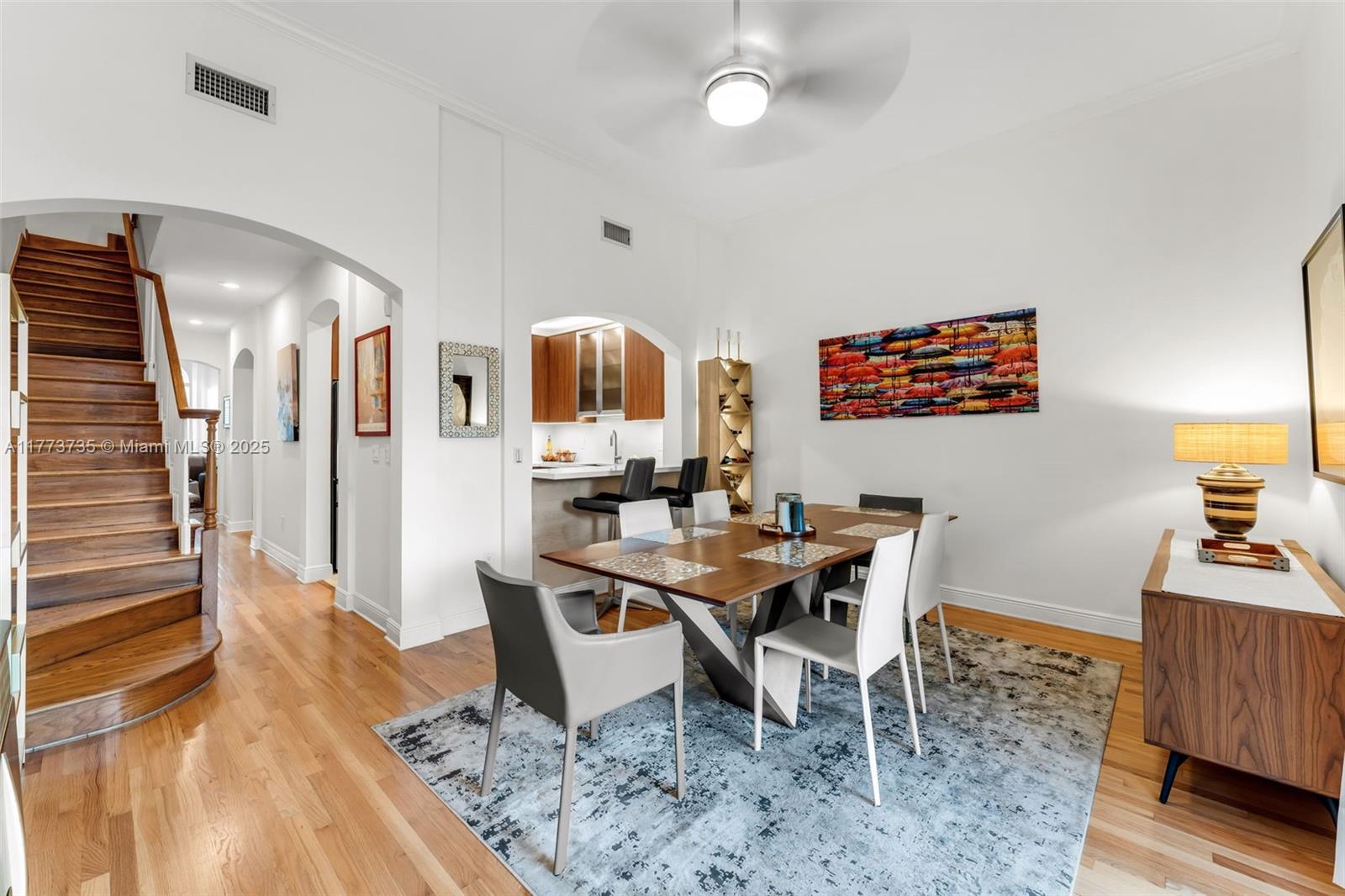 443 Coral Way # 10 Unit: A-10