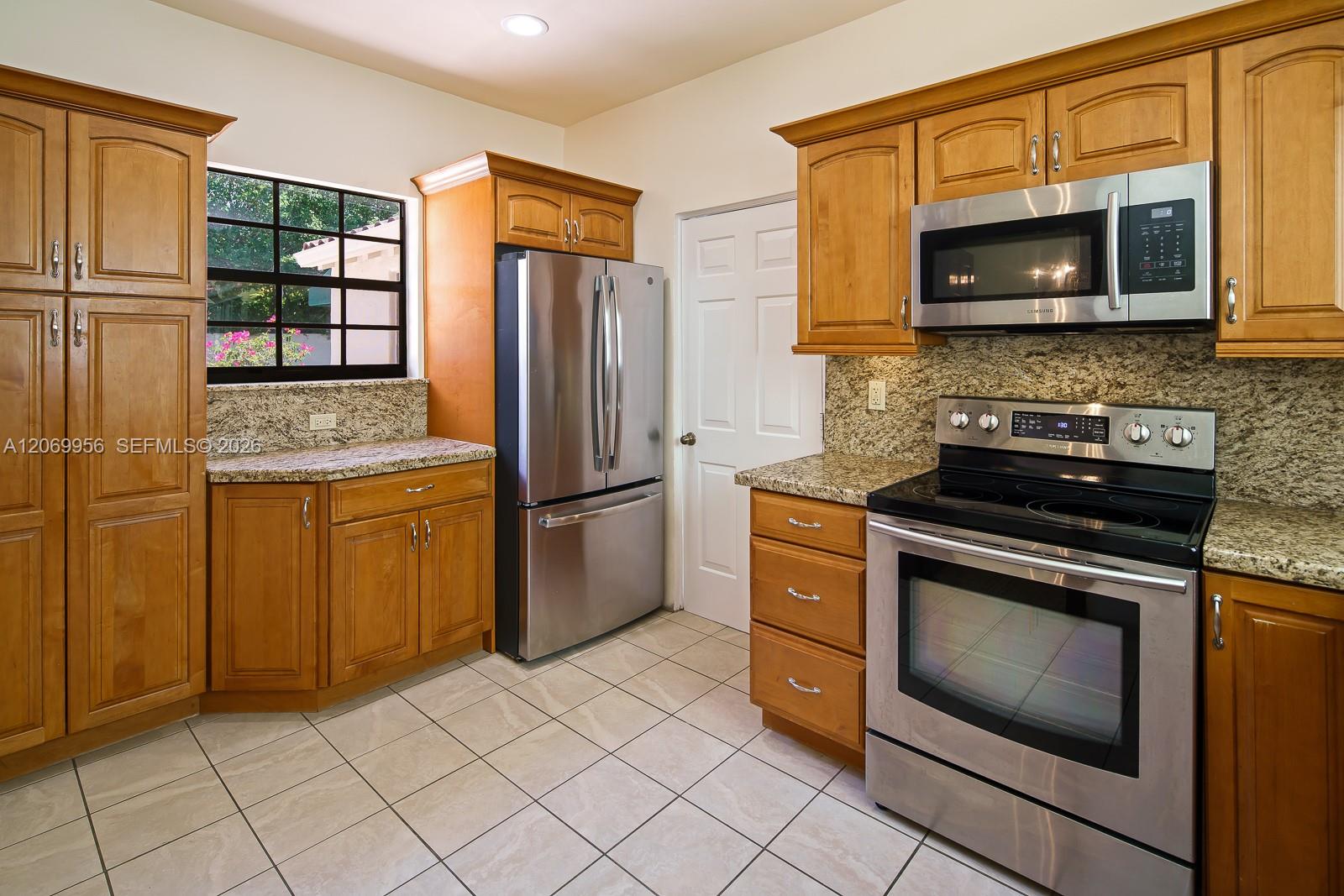 4128 Pinta Ct