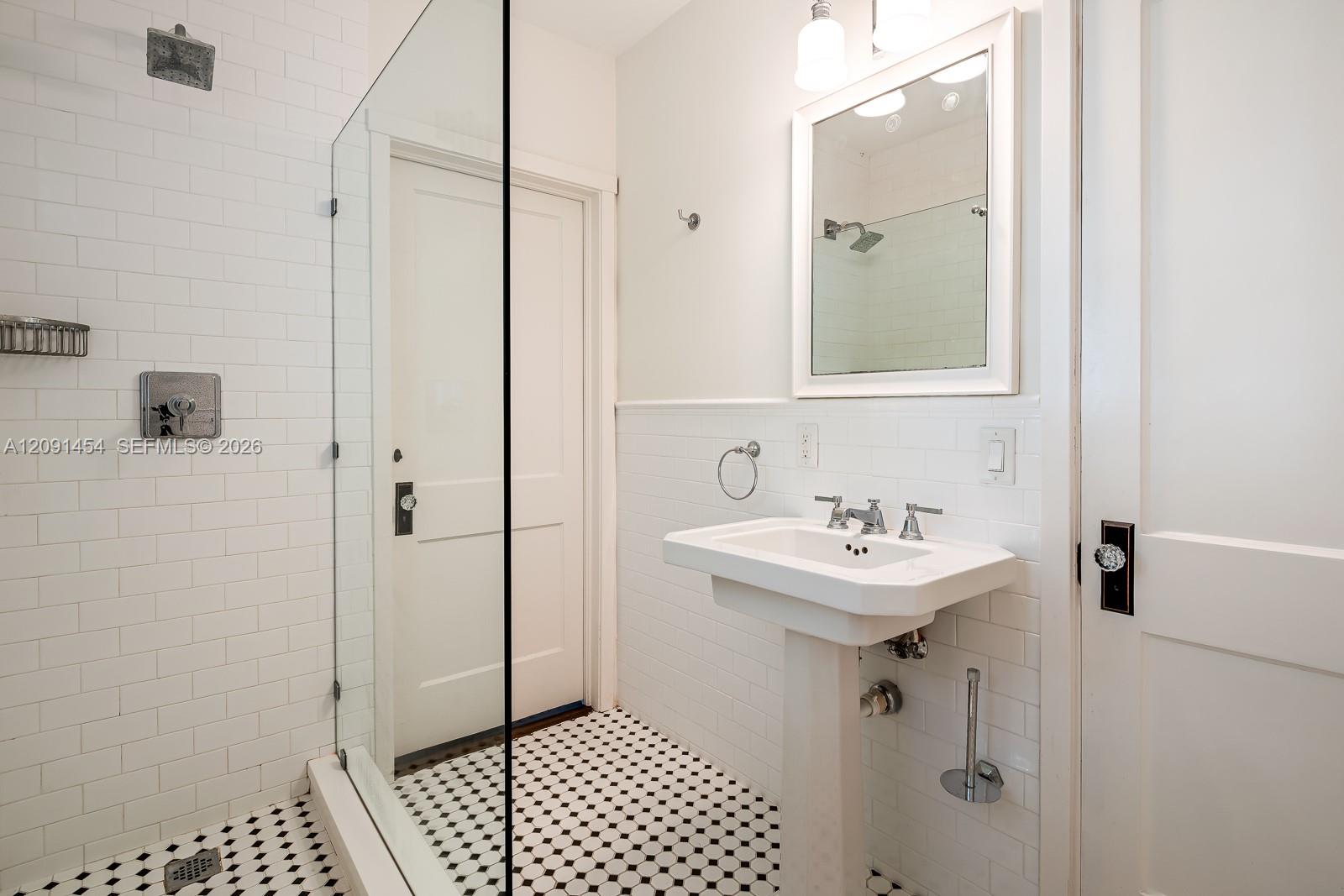 1229 Asturia Ave