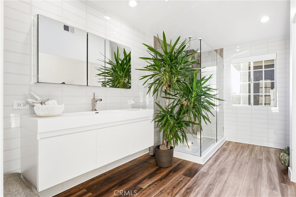32416 Outrigger Way