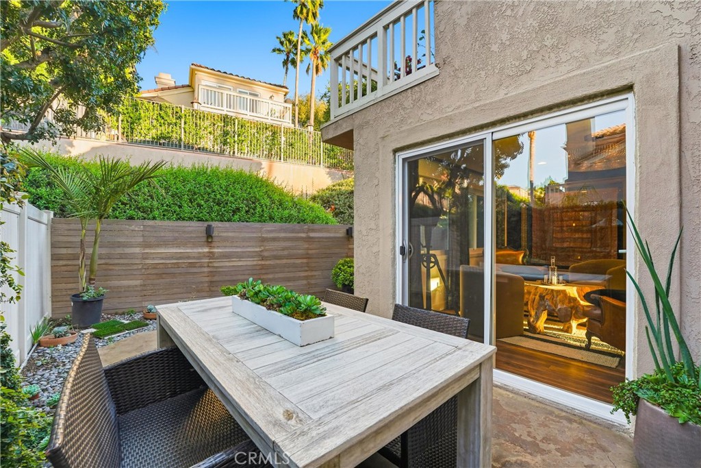32416 Outrigger Way