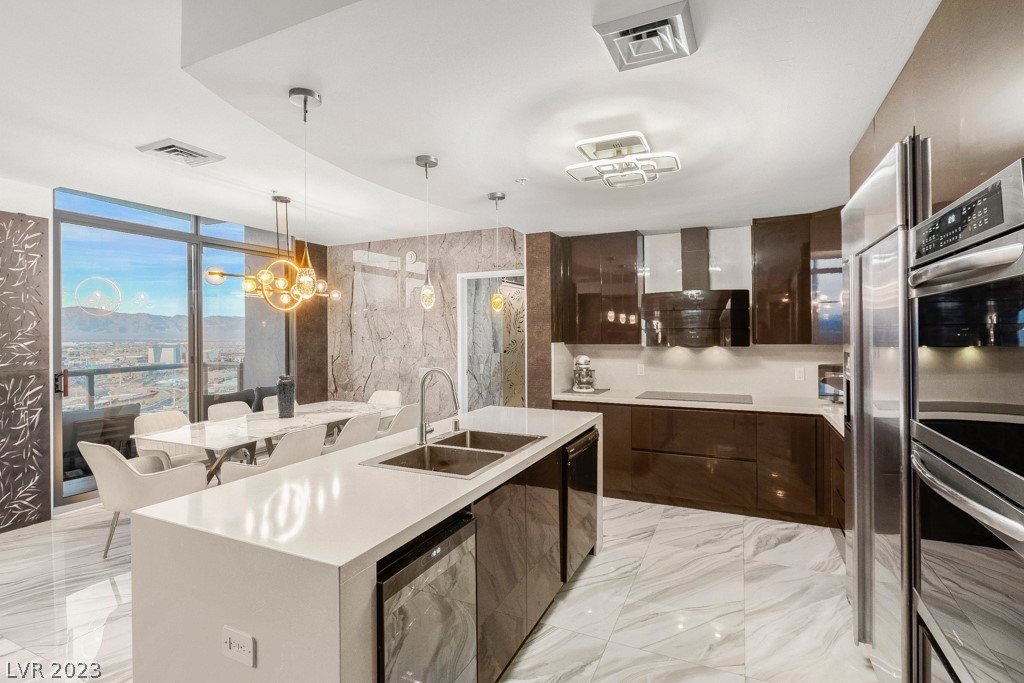 200 West Sahara Avenue 4003
