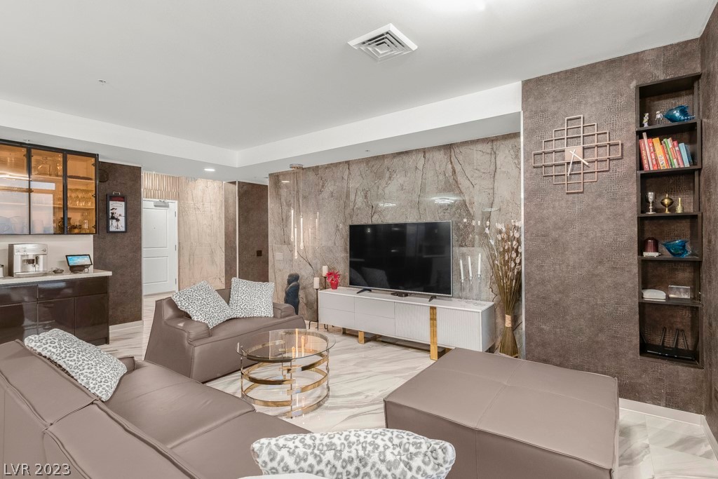 200 West Sahara Avenue 4003