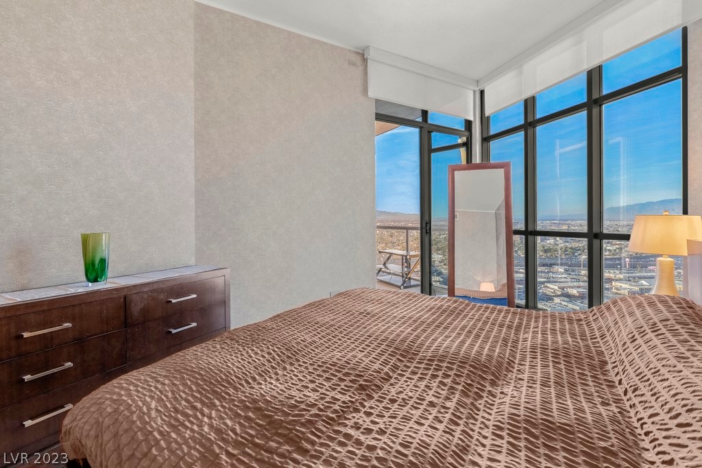 200 West Sahara Avenue 4003
