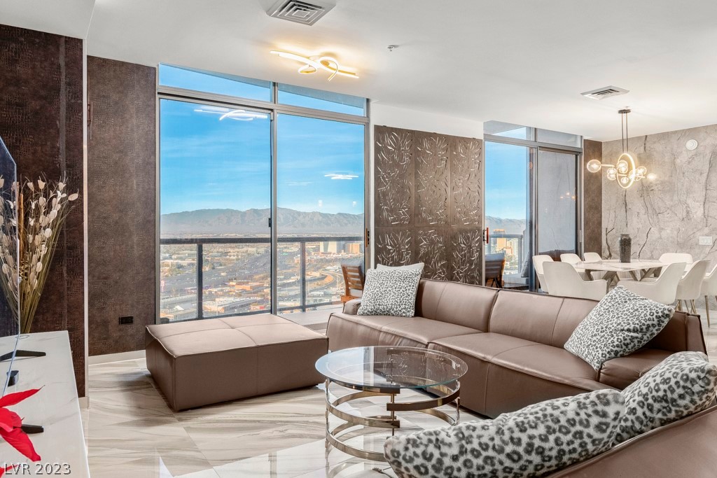 200 West Sahara Avenue 4003