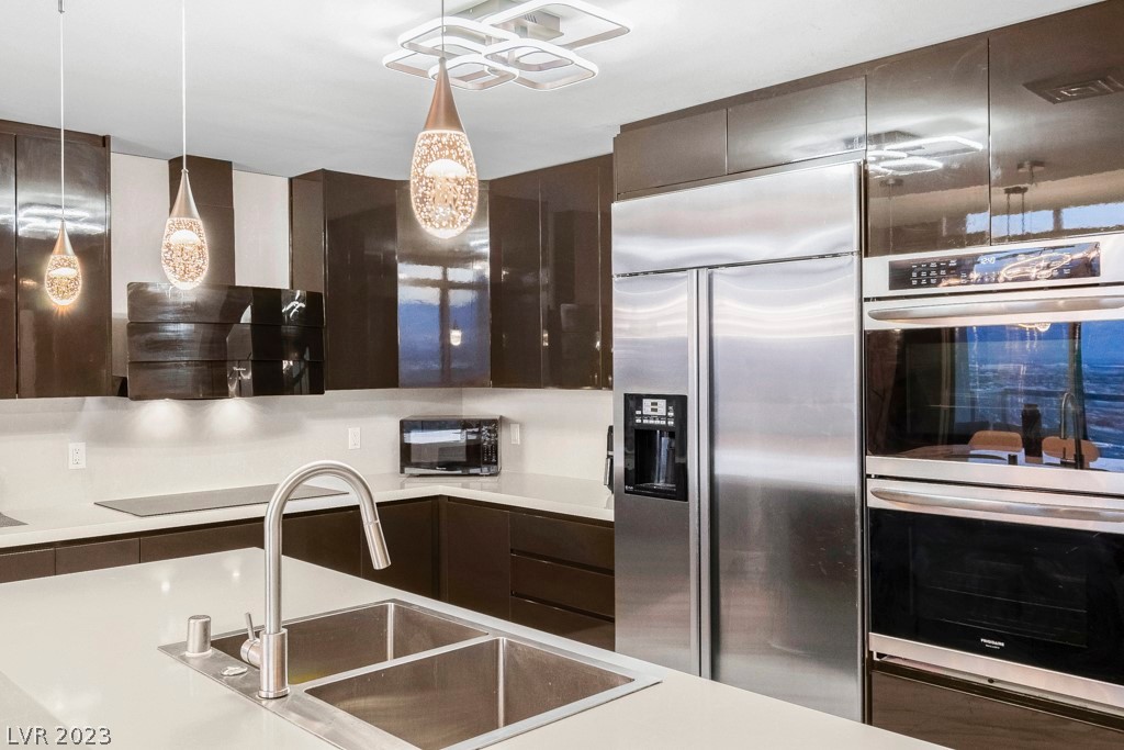 200 West Sahara Avenue 4003