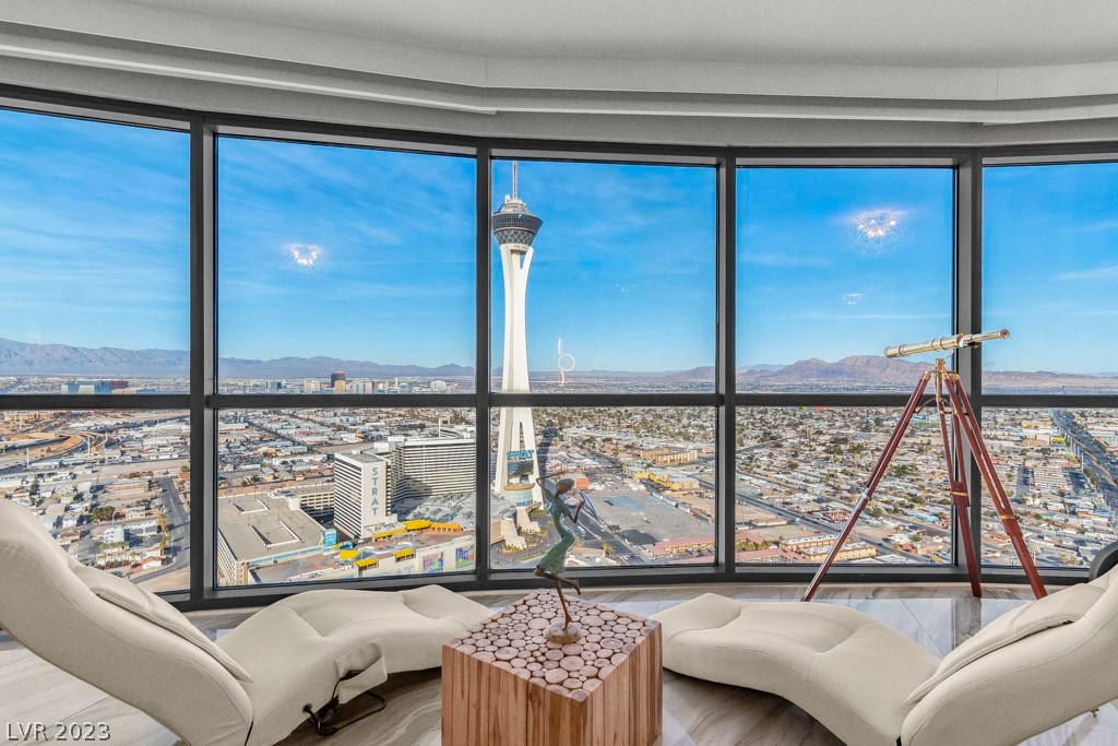 200 West Sahara Avenue 4003