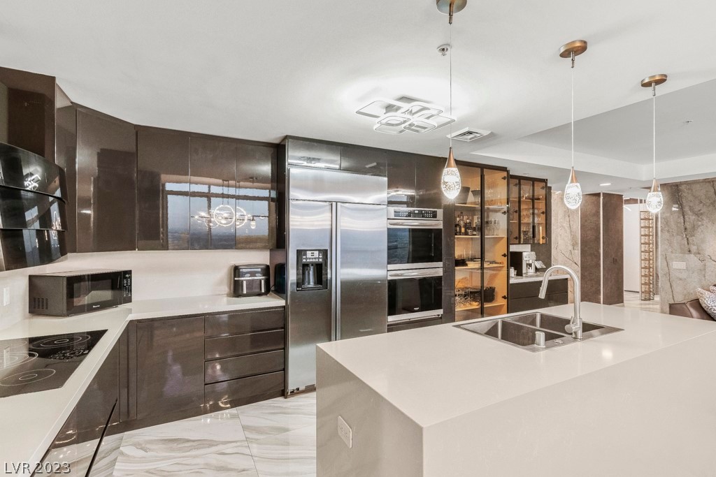 200 West Sahara Avenue 4003