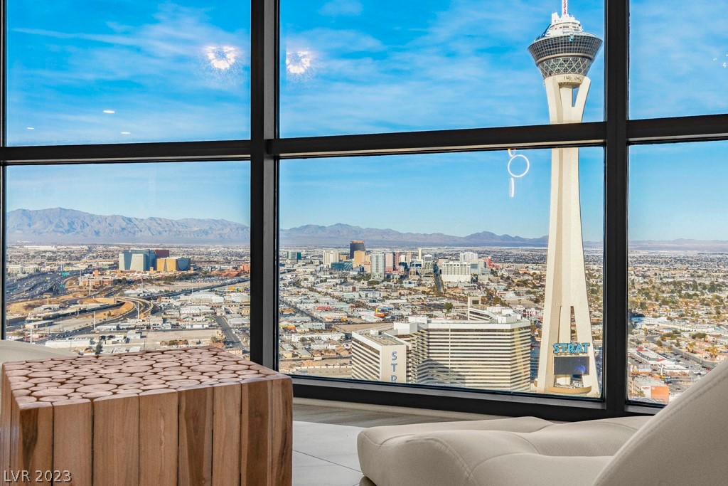 200 West Sahara Avenue 4003