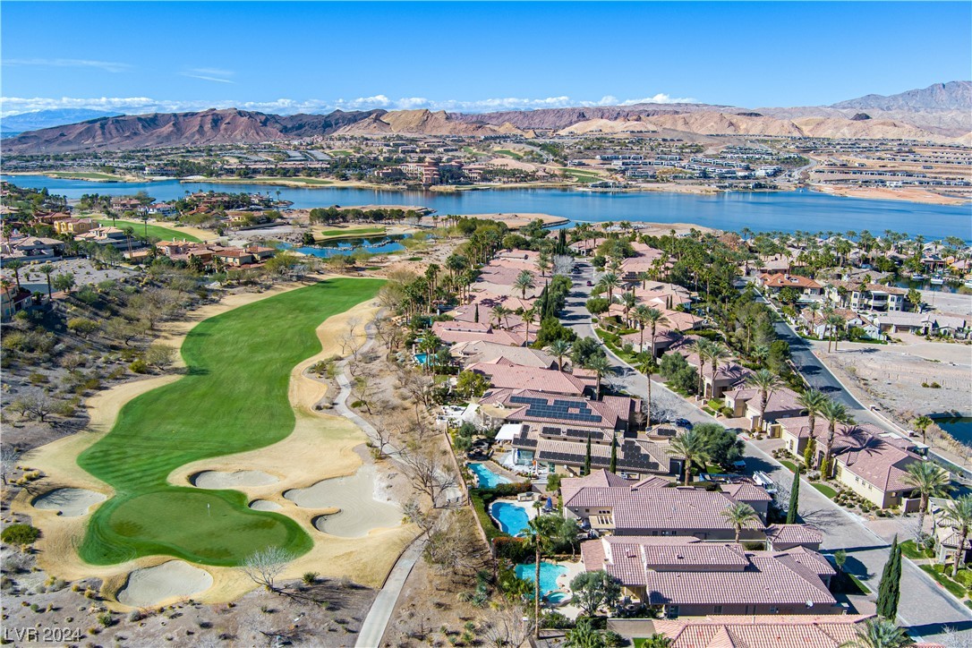 39 VIA PARADISIO Street