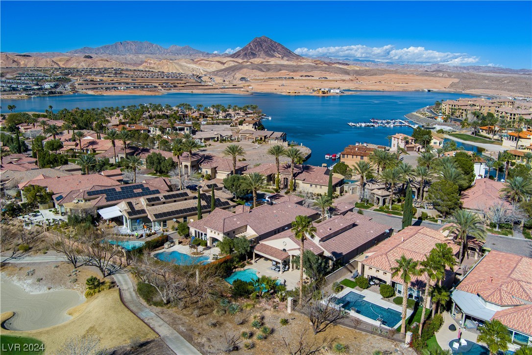 39 VIA PARADISIO Street