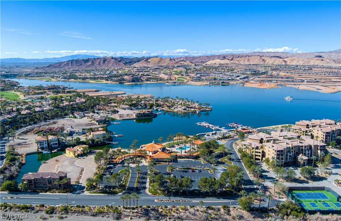 39 VIA PARADISIO Street