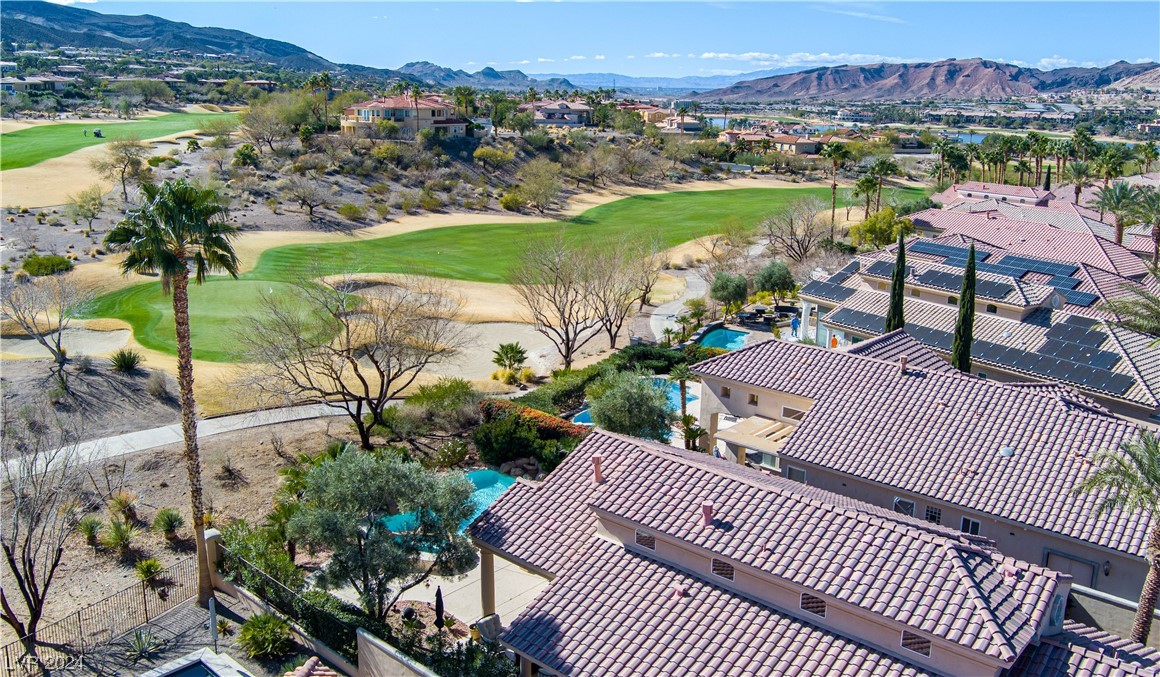 39 VIA PARADISIO Street