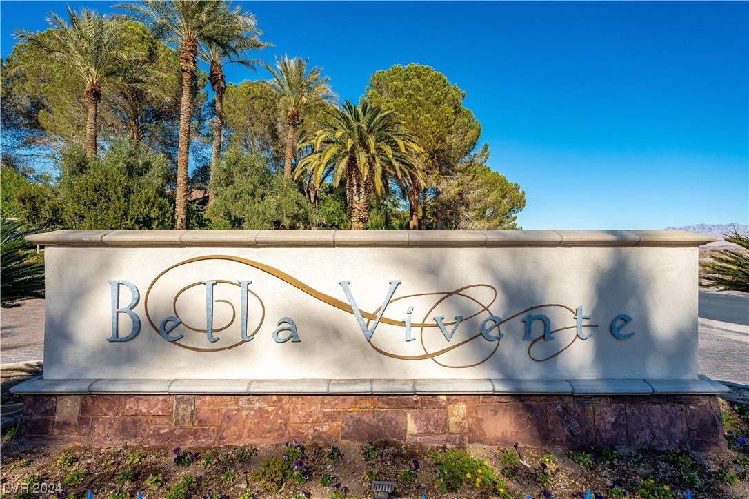 39 VIA PARADISIO Street