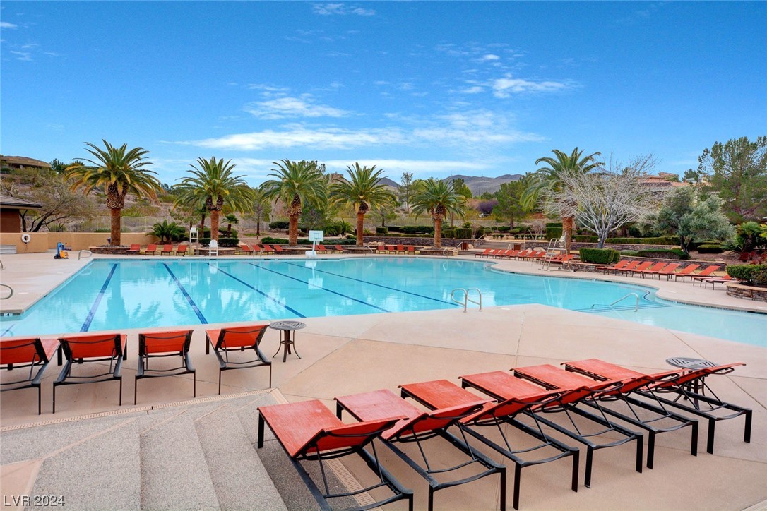 20 Oro Valley Drive