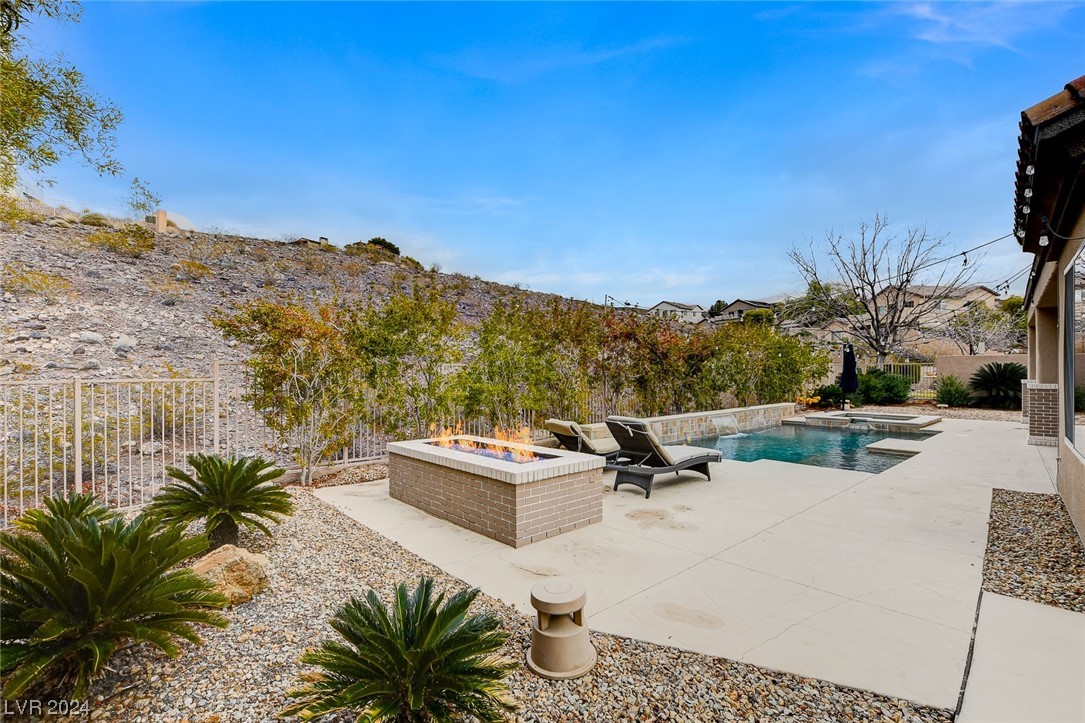 20 Oro Valley Drive