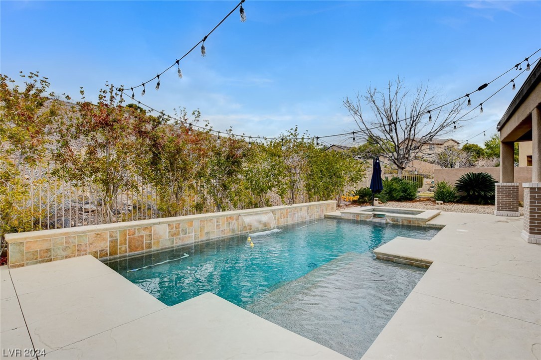 20 Oro Valley Drive