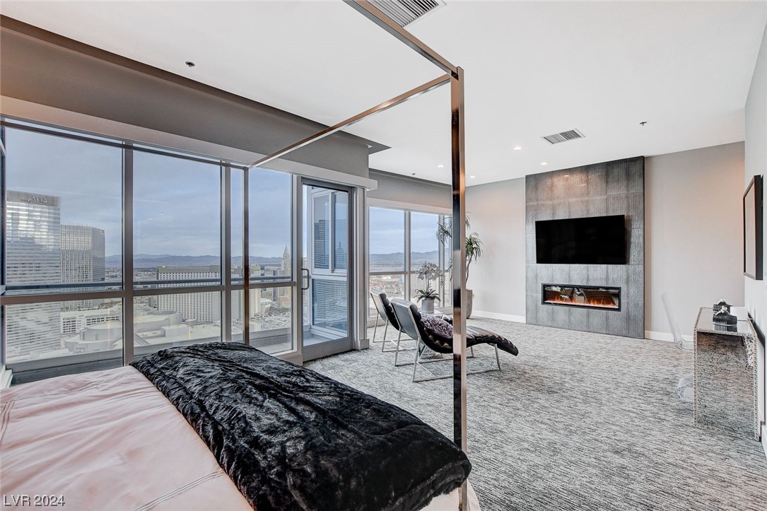 4575 Dean Martin Drive 3300