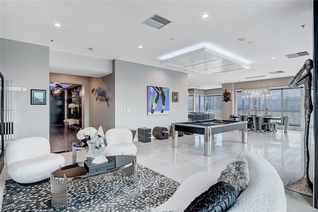 4575 Dean Martin Drive 3300