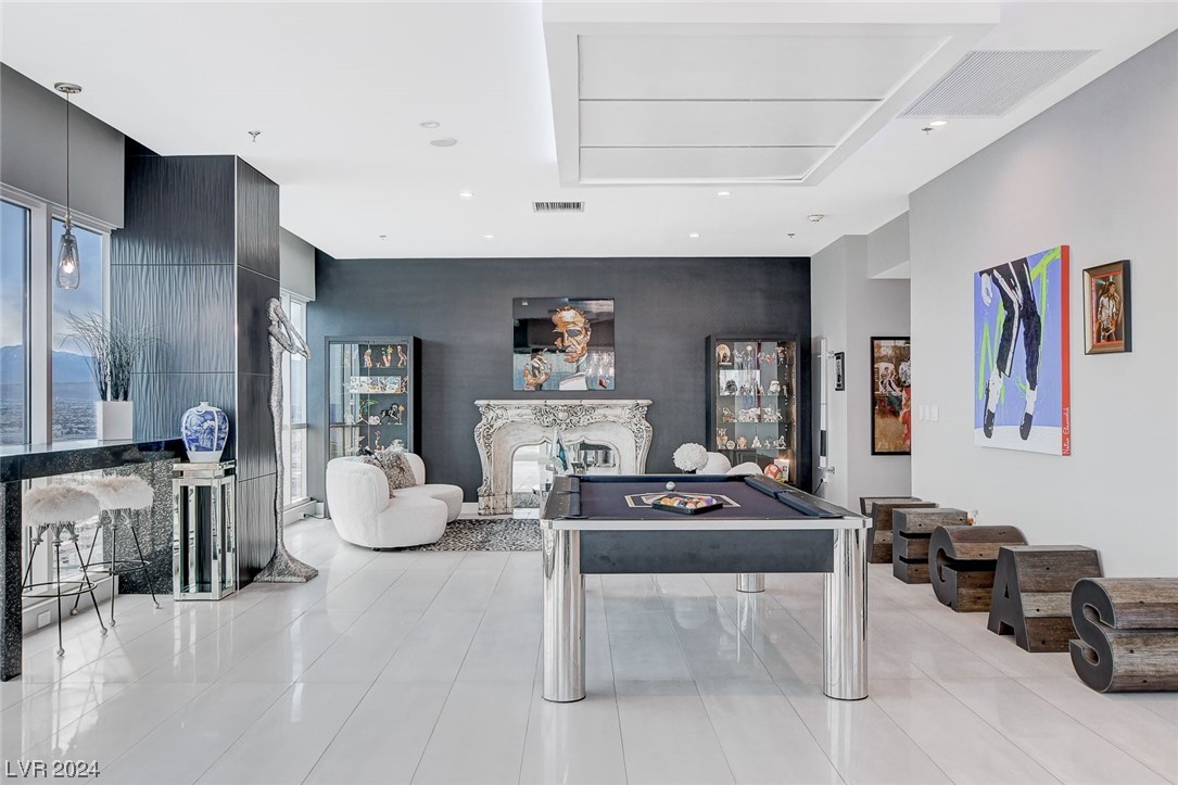 4575 Dean Martin Drive 3300