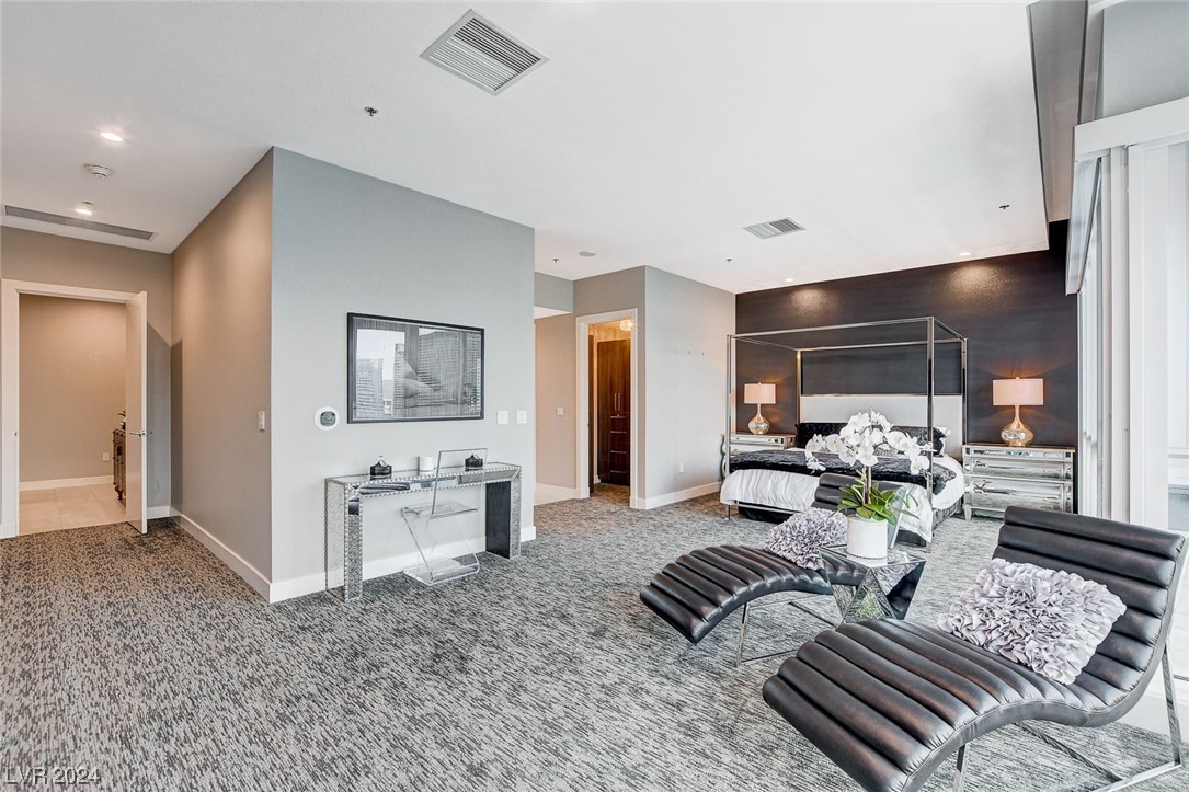 4575 Dean Martin Drive 3300