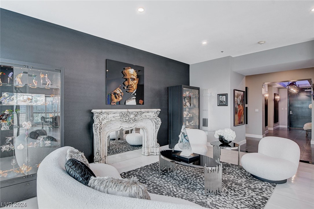 4575 Dean Martin Drive 3300