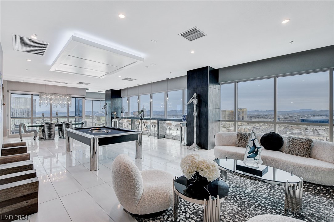 4575 Dean Martin Drive 3300