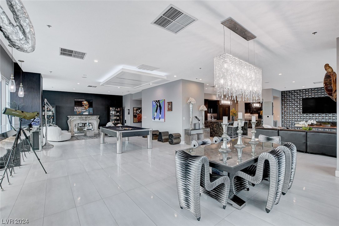 4575 Dean Martin Drive 3300