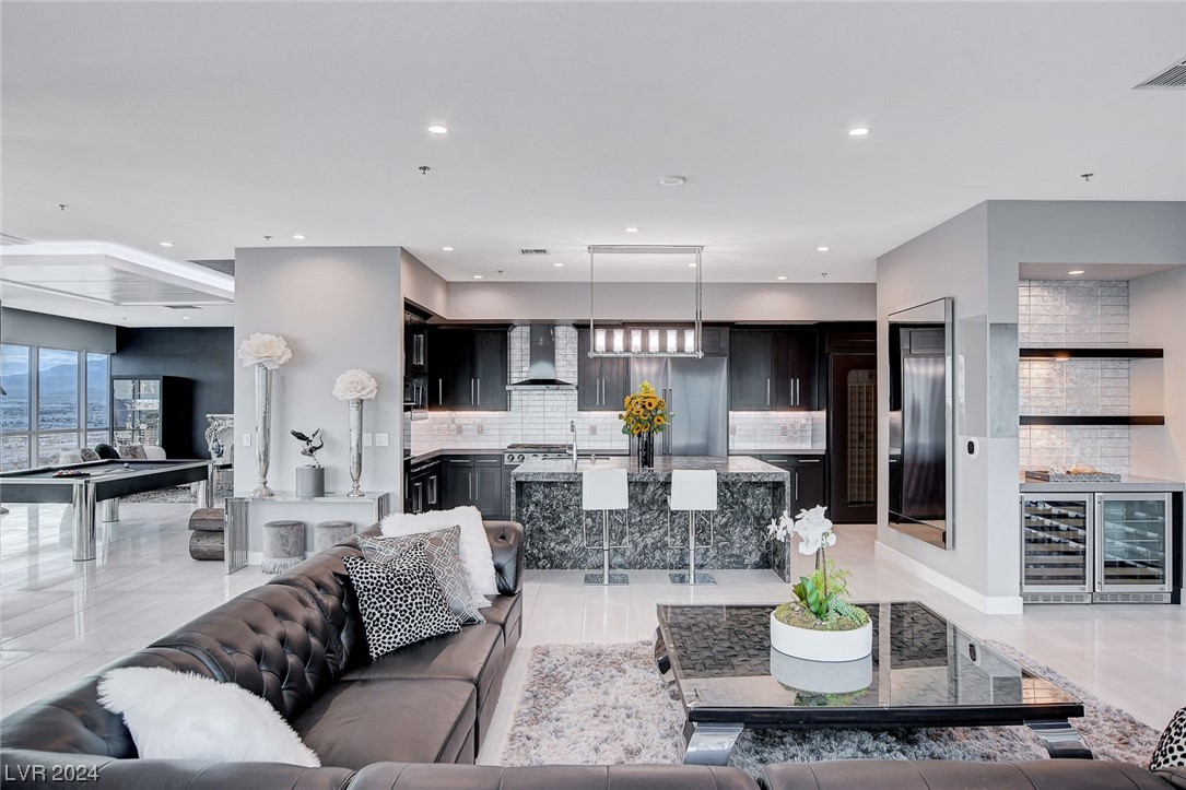 4575 Dean Martin Drive 3300