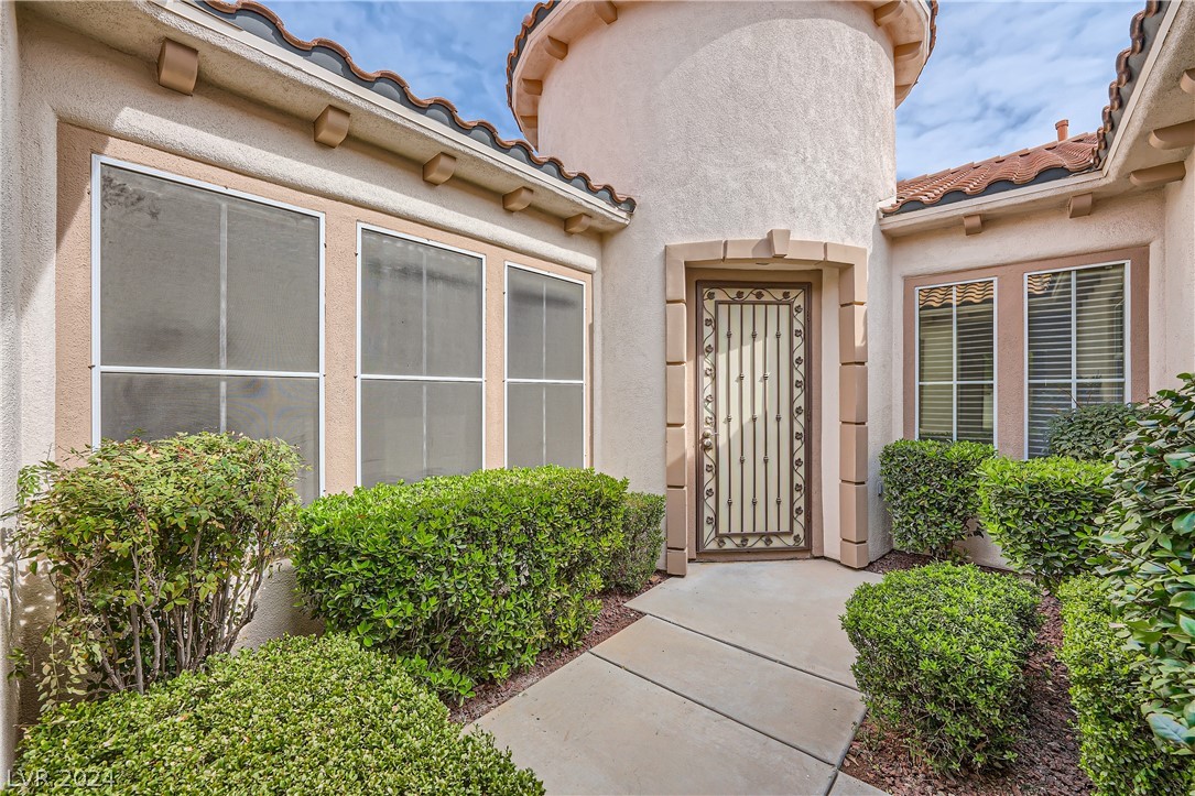 3026 Soft Horizon Way