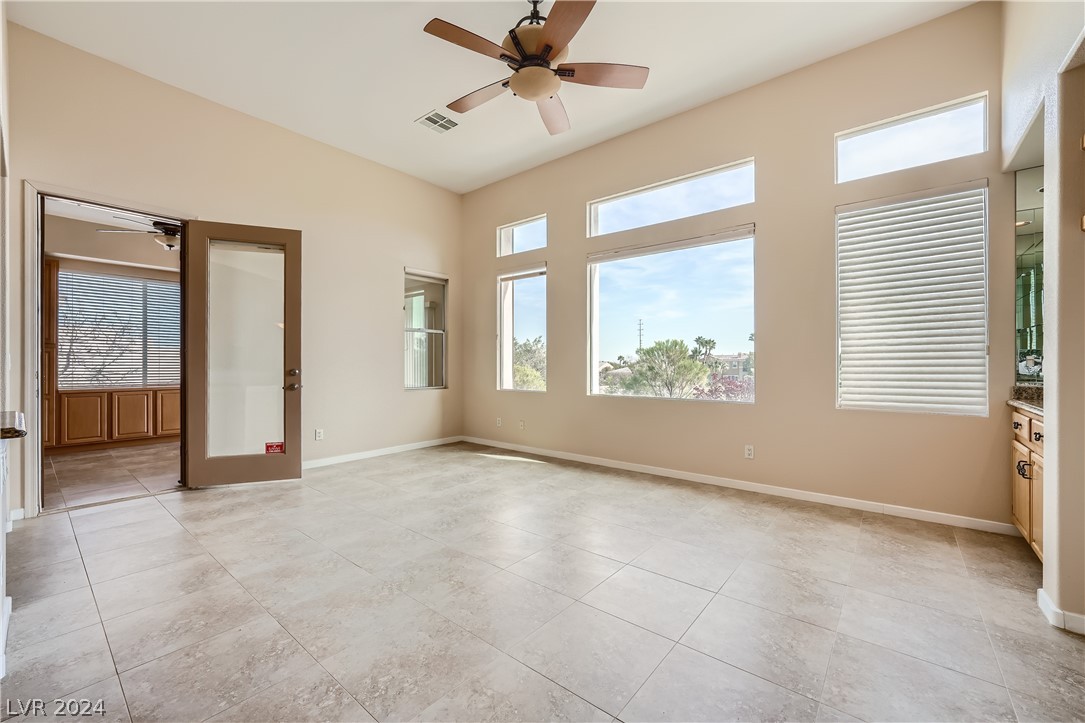 3026 Soft Horizon Way