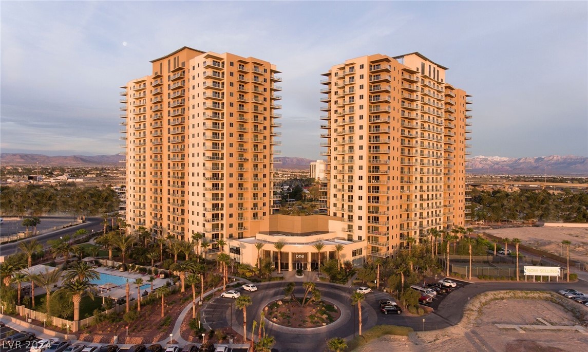 8255 South Las Vegas Boulevard 1415