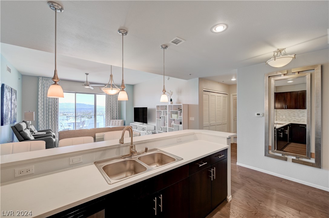 8255 South Las Vegas Boulevard 1415