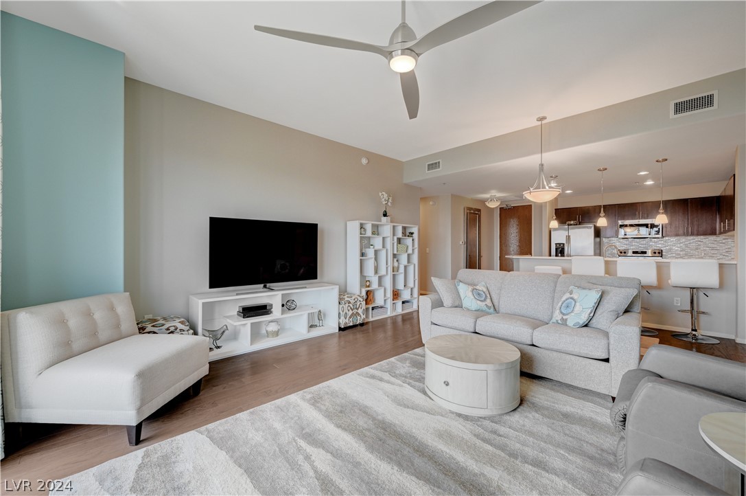 8255 South Las Vegas Boulevard 1415