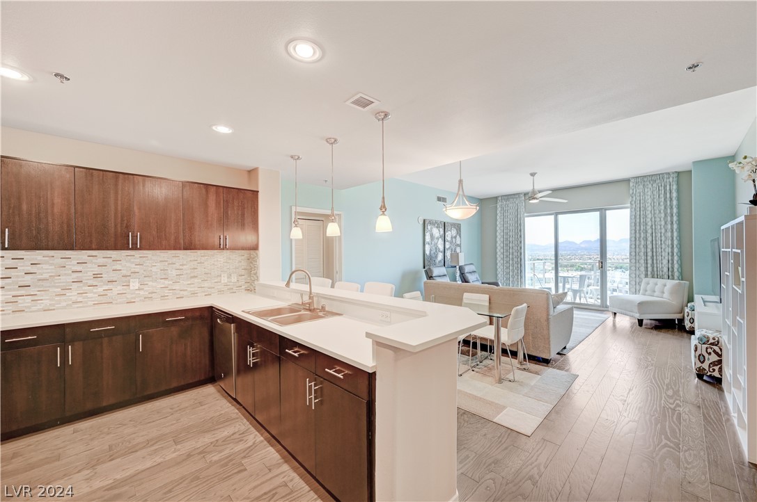 8255 South Las Vegas Boulevard 1415