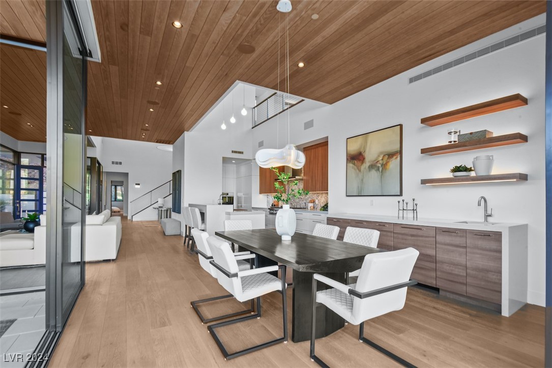 644 Scenic Cliff Drive