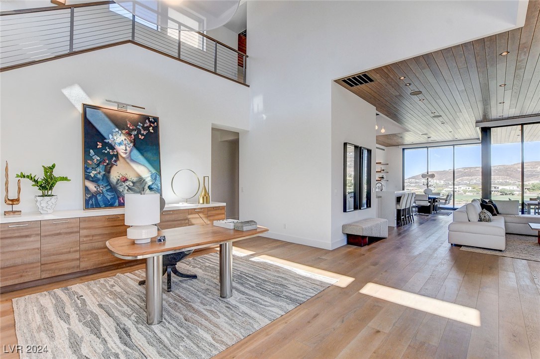 644 Scenic Cliff Drive