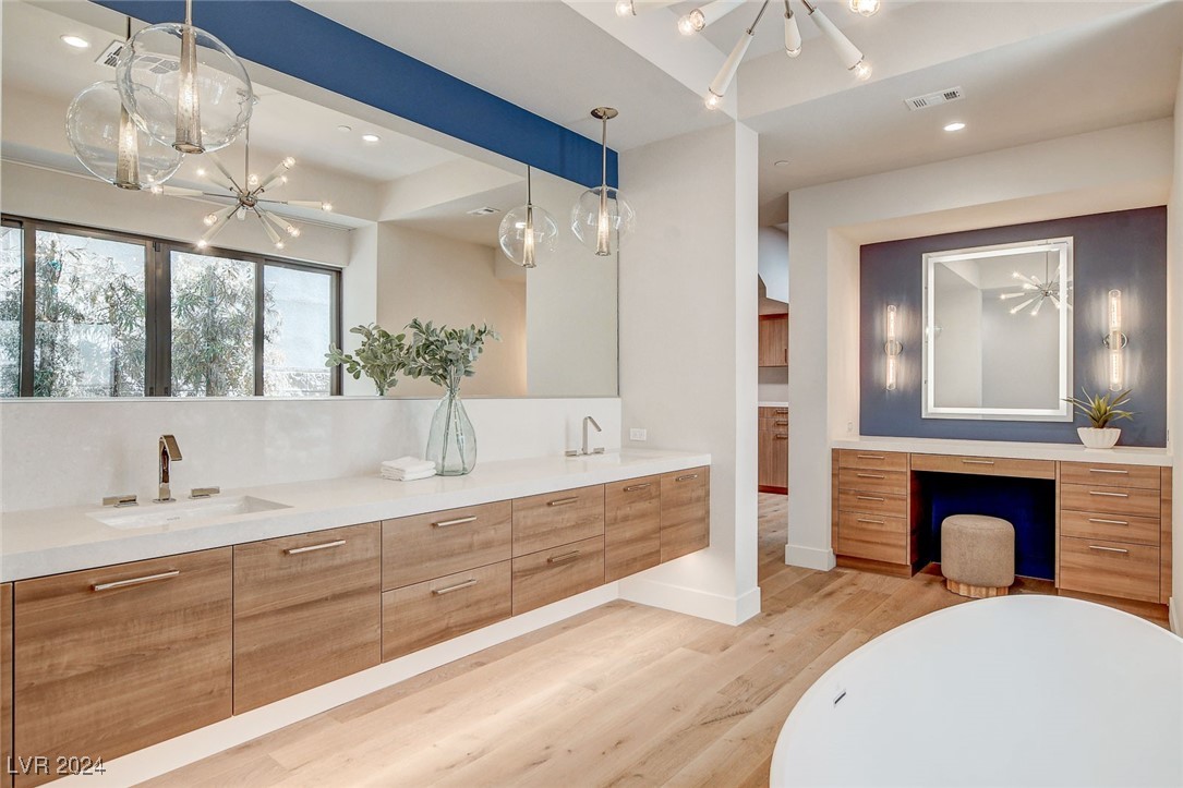 644 Scenic Cliff Drive