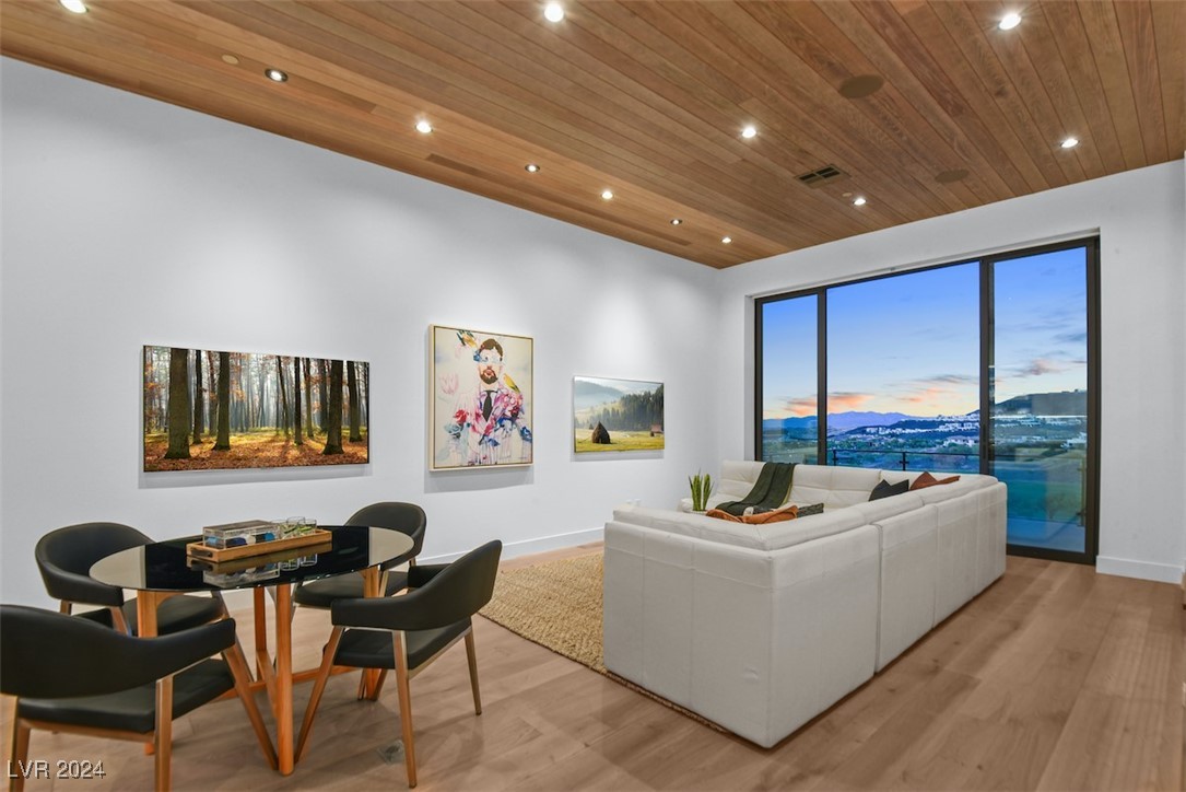 644 Scenic Cliff Drive