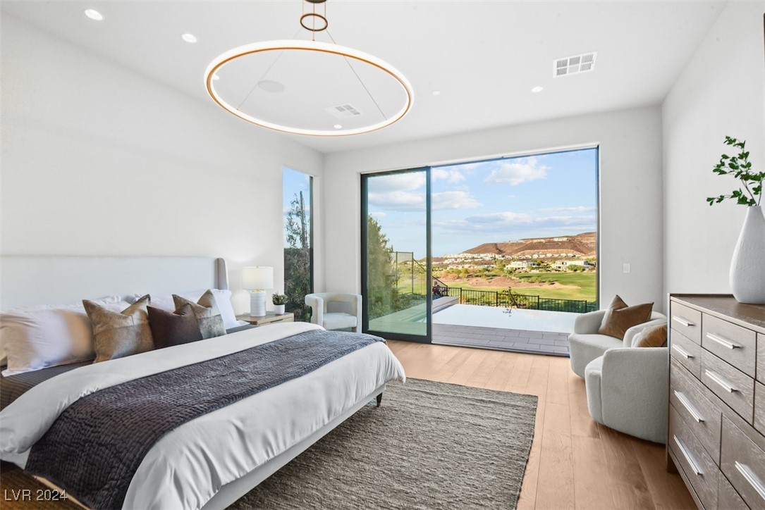 644 Scenic Cliff Drive