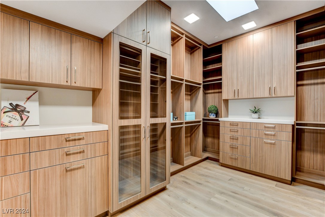 644 Scenic Cliff Drive