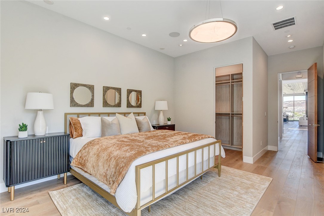 644 Scenic Cliff Drive