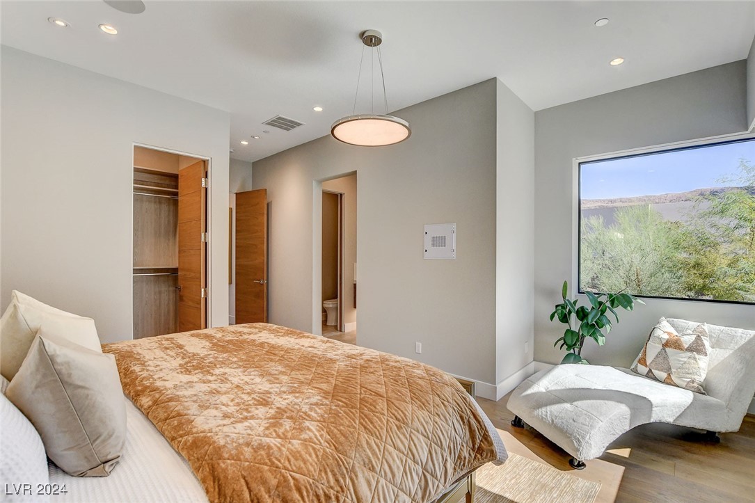 644 Scenic Cliff Drive