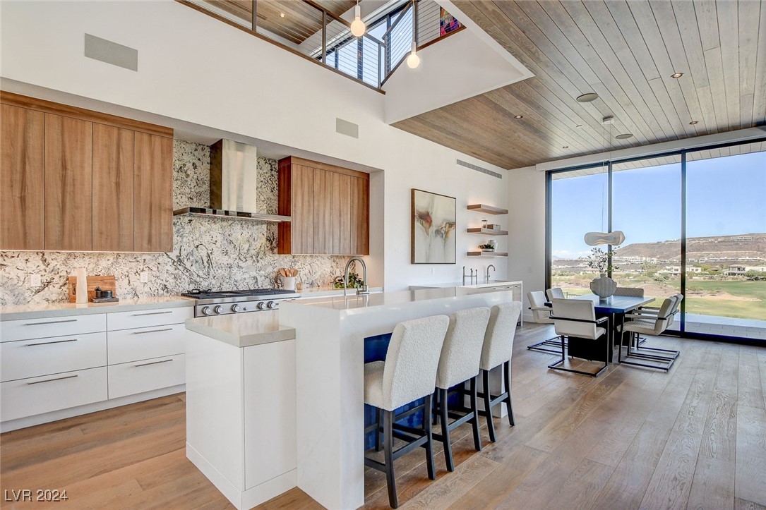 644 Scenic Cliff Drive