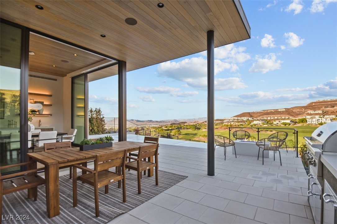 644 Scenic Cliff Drive