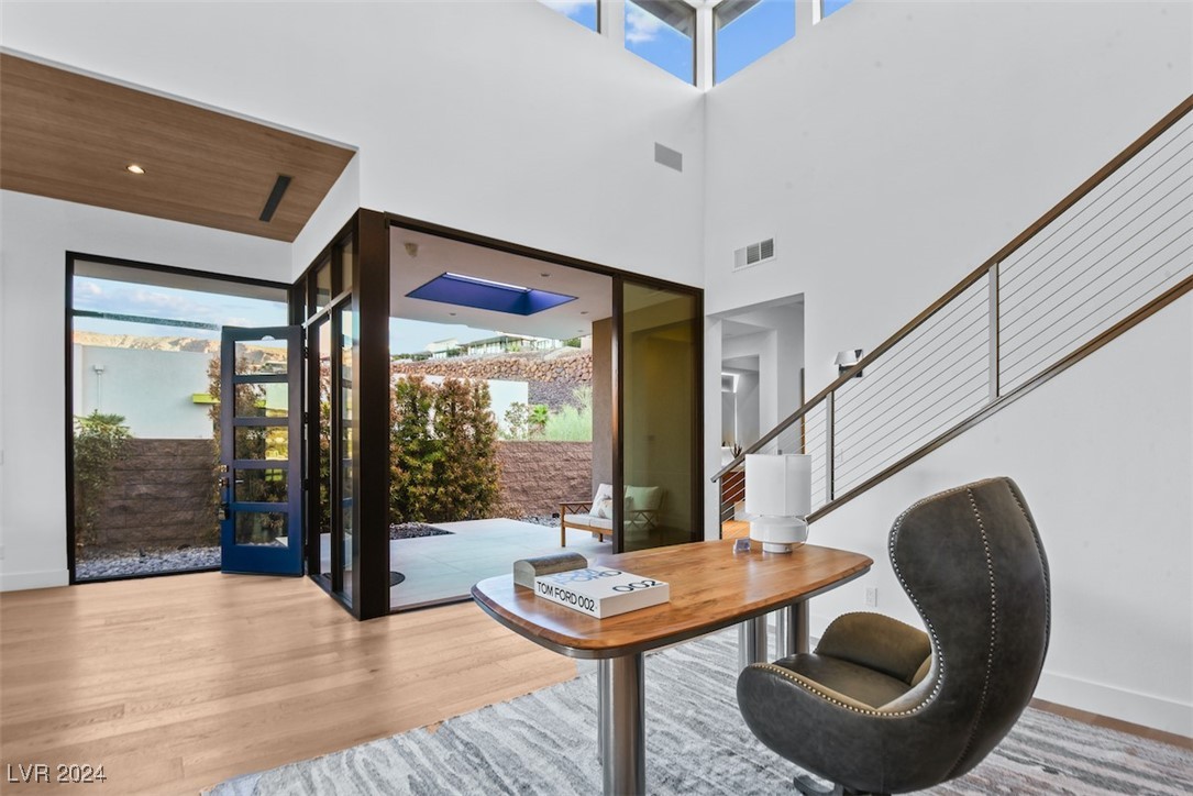 644 Scenic Cliff Drive